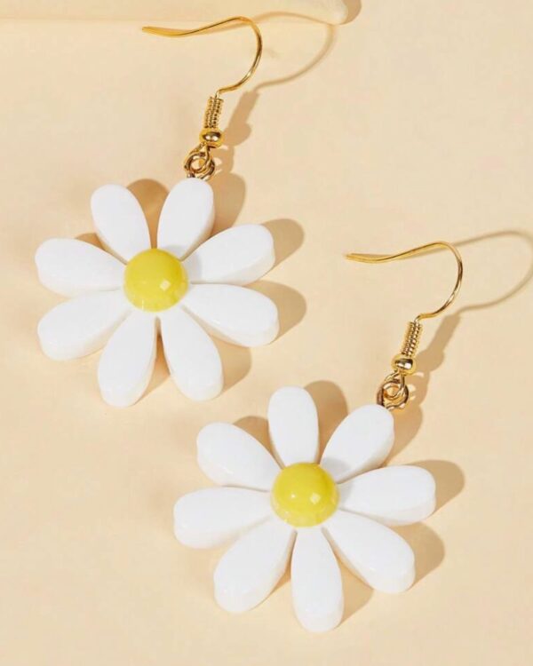 Λουλουδάτα Σκουλαρίκια Μαργαρίτες